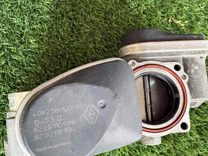 Boîtier papillon clio 3 rs 1