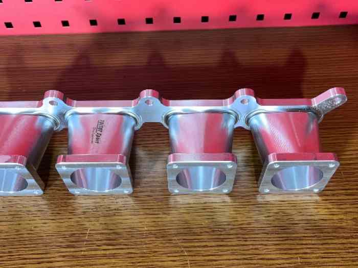 Collecteur admission taillé masse clio Williams 2