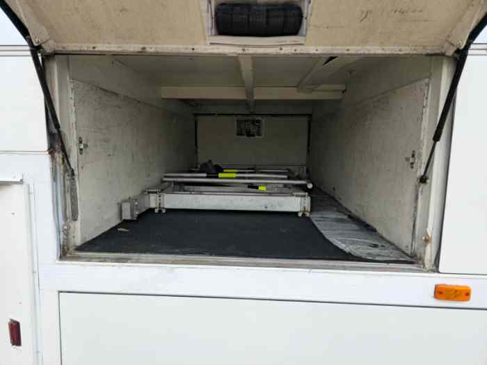 Semi Remorque Leveques + Tracteur Mercedes 3