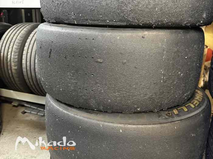 Lot de pneus Porsche CUP, Seat MK2 ou MK3, Cayman, 308 Cup, Ligier 1