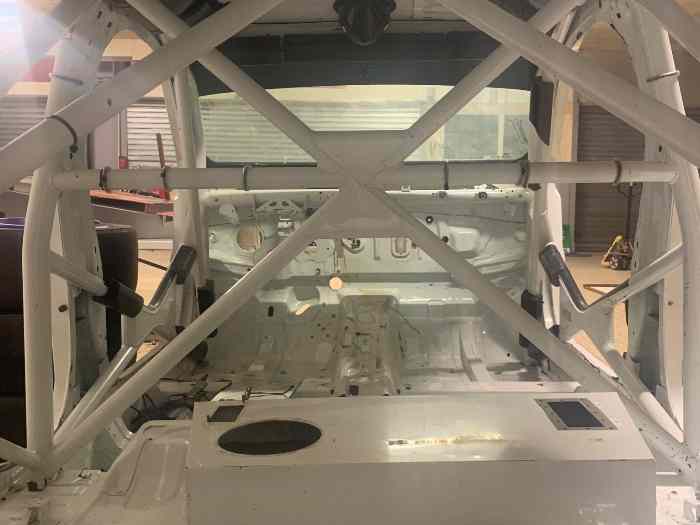 Caisse Clio RC5 accidenté de Rallye 2