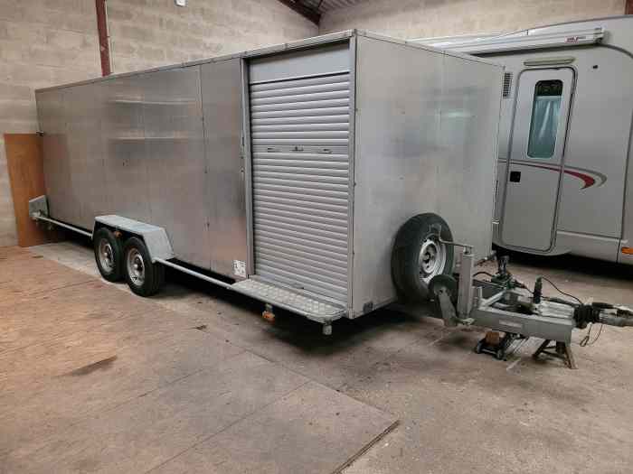 REMORQUE DOUBLE ESSIEUX 0