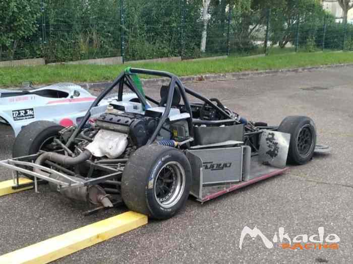 Funyo F5 prototype 190cv Biplace idem Radical 5