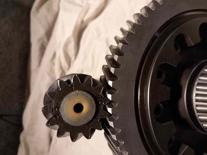 Couple court 13x64 avec autobloquant et cardans 2