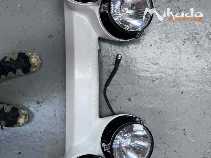 Rampe phares complète Opel Manta 2