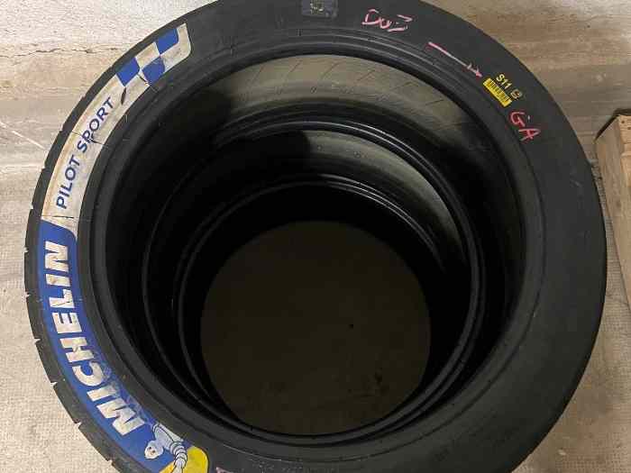 Michelin S11 18 pouces