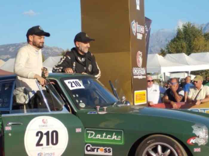 Vends rare MGB GT V8 avec PTH 2