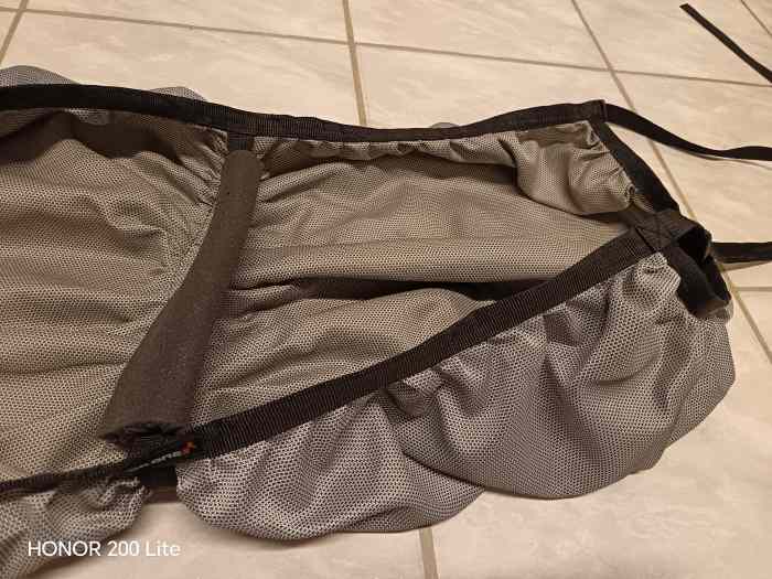 Filet / support casque 1