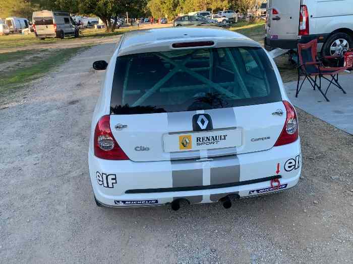 Clio 2 Cup Ph3 ;1ere main ;Même propriétaire depuis 20 ans 1