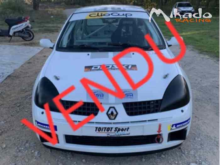 Clio 2 Cup Ph3 ;1ere main ;Même propri...