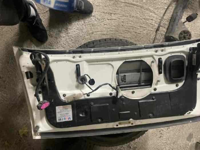 coffre porsche 997 annee 2007 etat neuf complet 1