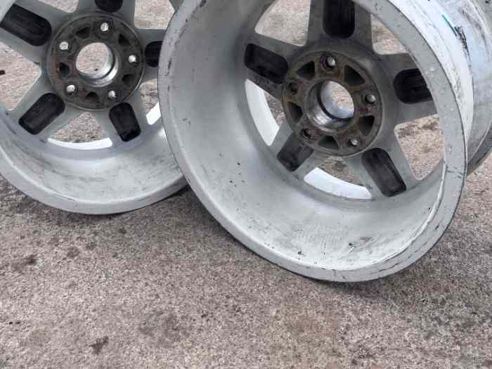 Jantes Révolution 9x15 et 8x15 5