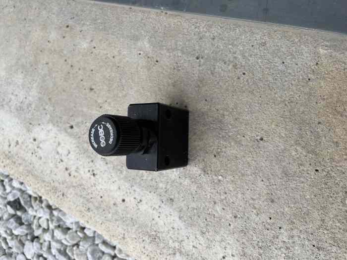 Limiteur / répartiteur de freins compétition marque SSBC 1