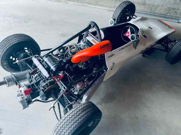 FORMULE FORD VAN DIEMEN RF76 4