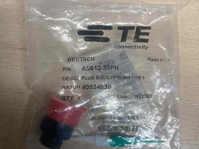 Connecteur DEUSTH AS612-35PN