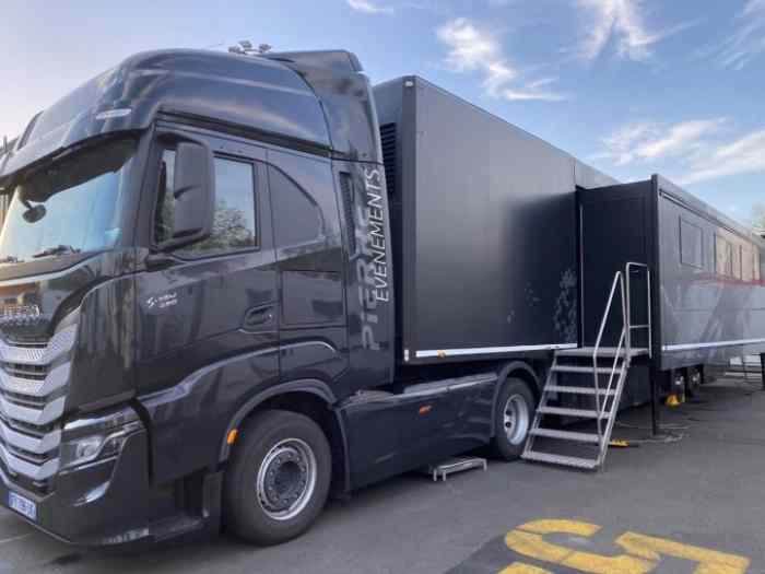 SEMI-REMORQUE MOTORHOME