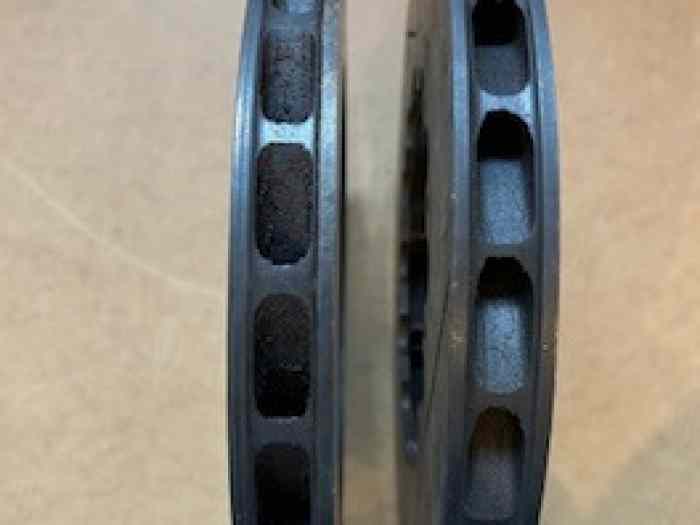 Disques AP Racing CP5000 neufs 1