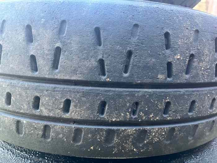 Pneu Pirelli Rk7w excellent état 2