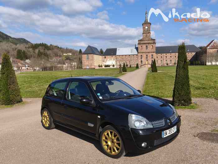 Clio RS 182 échange 0