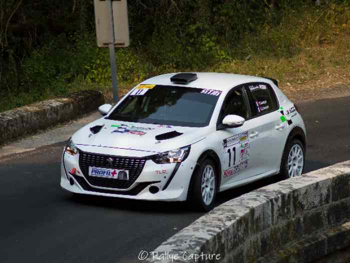 Rallye Cœur de Vignobles 2025 RACC loue 208 RC4 0