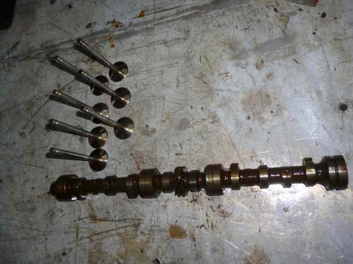 Renault GT turbo moteurs + pièces moteurs 3