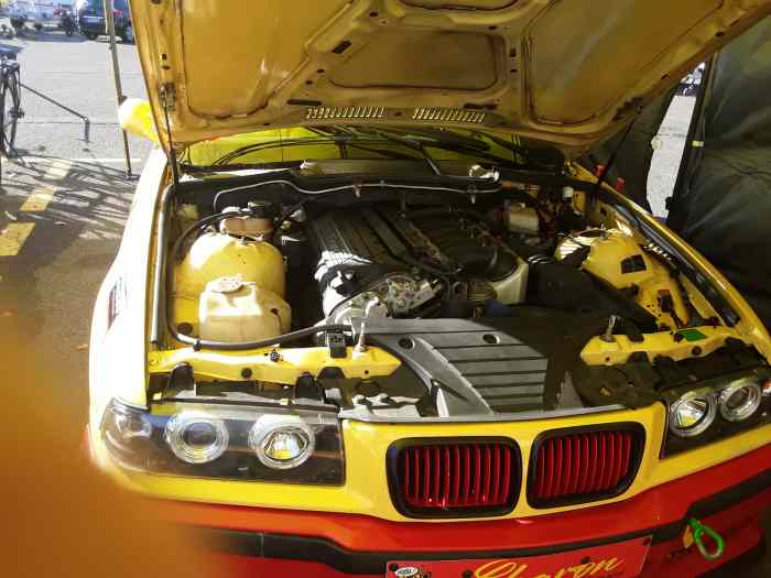 BMW M3 E36 3.2l GR N 4