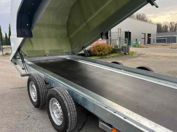 Remorque porte voiture fermée - neuve - en stock 3