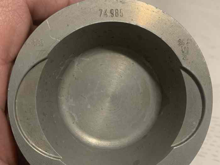 Pistons polo golf scirocco jetta 1300 0