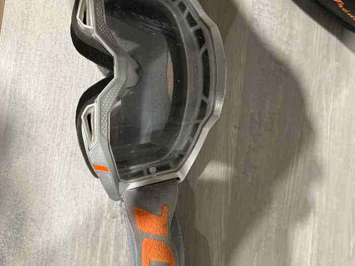 Casque intégrale RRS