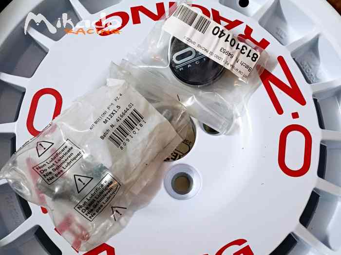 JANTE OZ RACING RALLYE 15 POUCES NEUVE 5