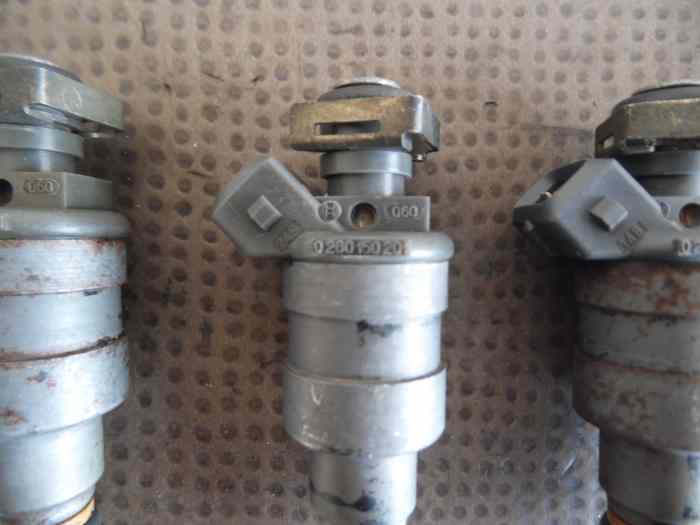 INJECTEURS 0280150201 94460111001 PORSCHE 944-1 2