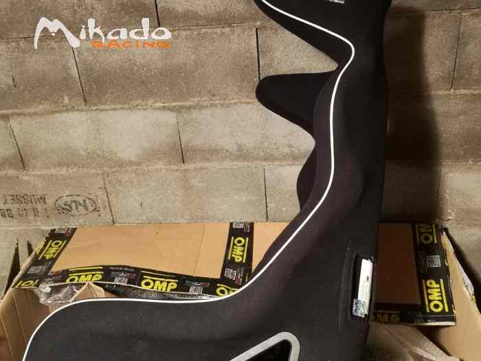 Siège baquet Turn One à oreille 3