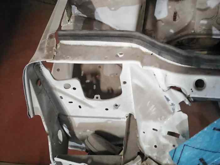 Caisse R5 gt turbo Jacques point 2