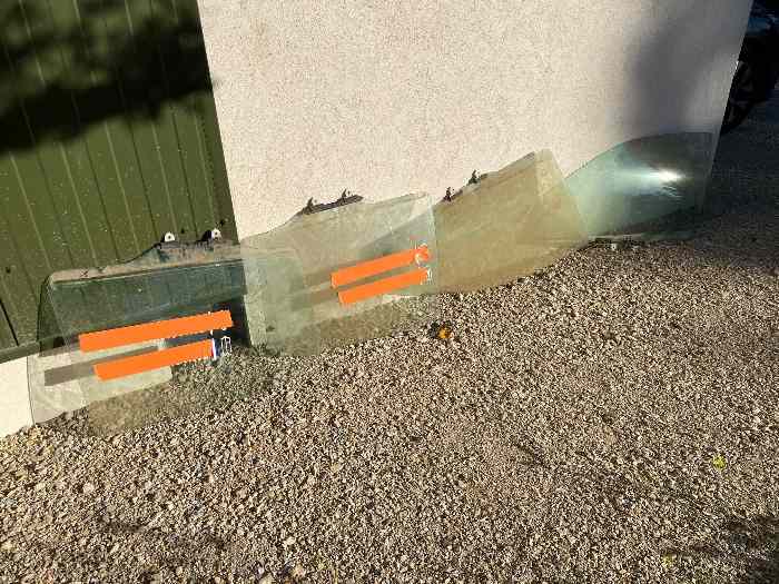 Ensemble vitrage Mitsubishi Lancer Evo...