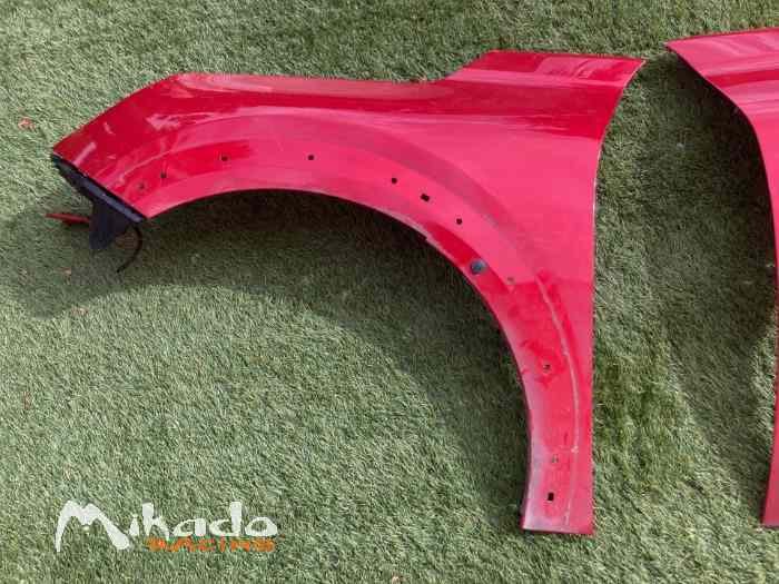 2 AILES AVANTS DE PEUGEOT 208 2 1