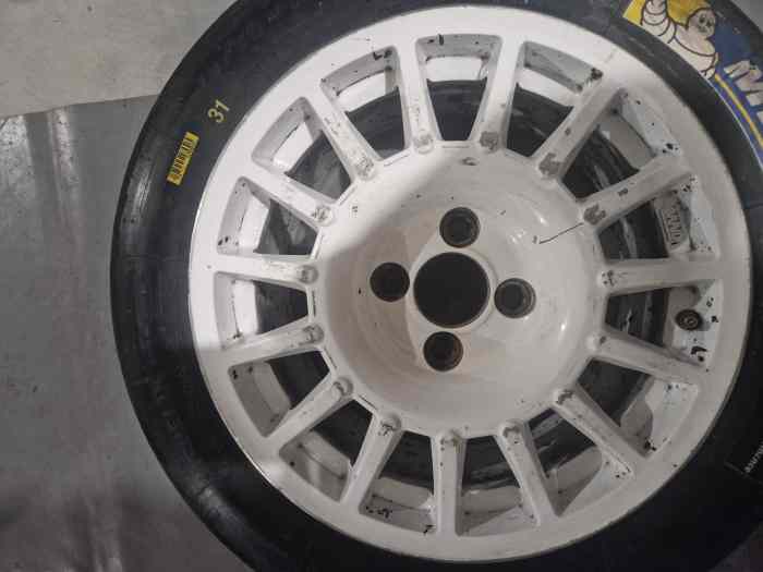 Jantes Renault 7x15 4x100 ET43 Clio Ragnotti GrN 1