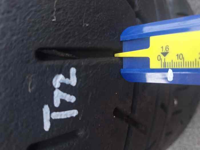 Lot de 18 Pneus 18 pouces Hankook Ventus Z205 - Z215 1