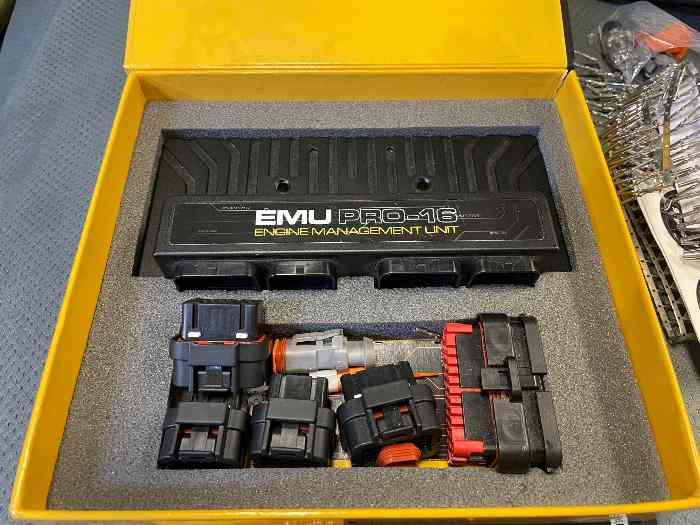 Bmw s65b40 engine with standalone ECU and wiring loom 1