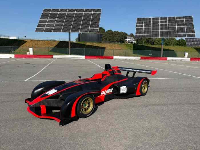 Nouvelle Wolf GB08 Thunder – Ex voiture de démonstration 1