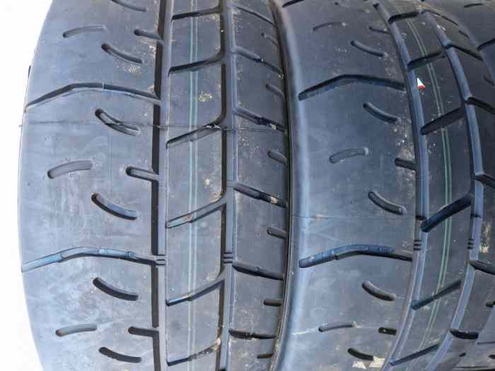 Pneu Rallye MRF 18 pouces 2