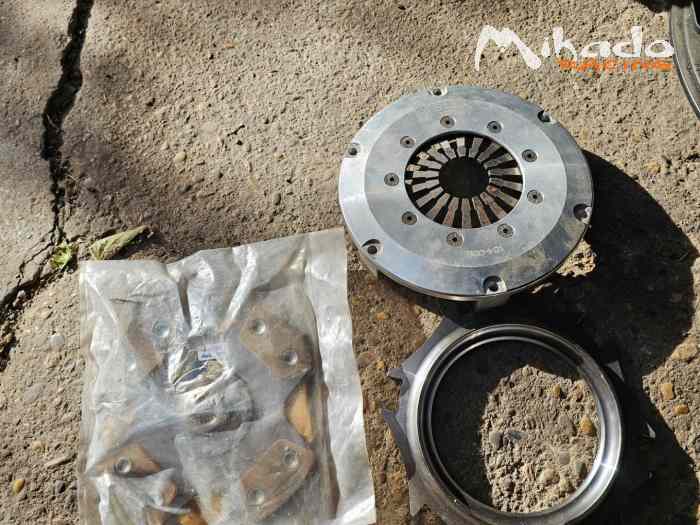 Embrayage helix 184mm neuf