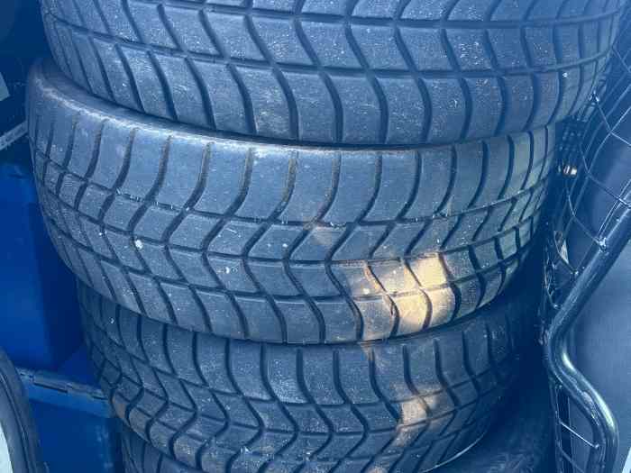 4 Pirelli pluie RW1D en 17’ 0