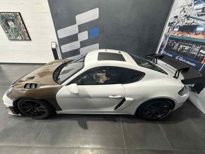 Porsche 718 Cayman GT4 RS Clubsport 2024 2