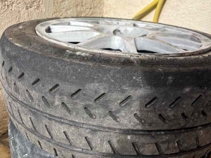 Pneu Michelin 21 16 pouces 1