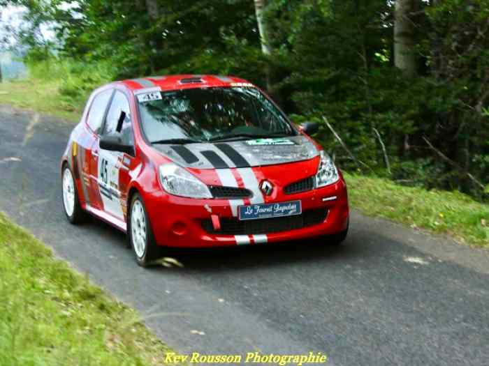 Clio 3 F2000/14 1