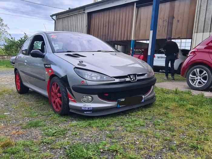 Vend ou echange peugeot 206 s16 piste 0