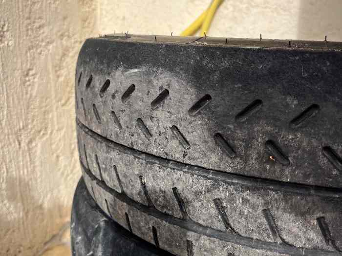 Pneu Michelin 21 16 pouces 2