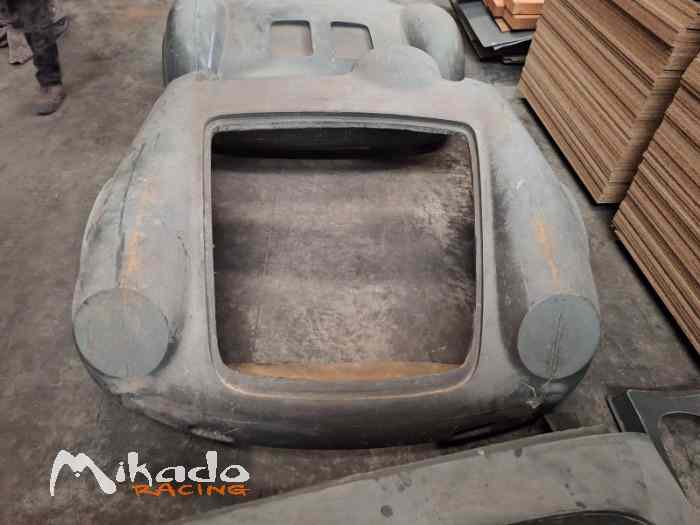 Coque carrosserie Porsche 550 Spyder (réplique) 5