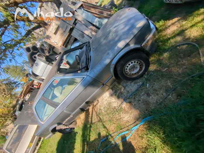 BMW E30 coupé 320i 0