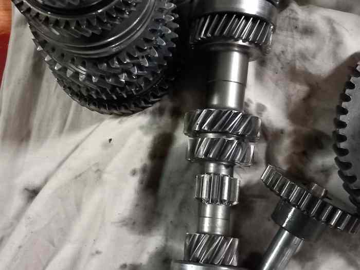 Pignonnerie courte pts avec autobloquant pour boîte 0